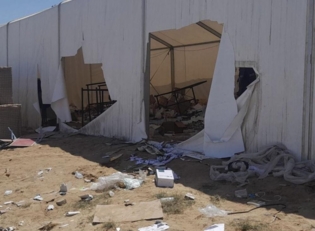 "الصحة" بغزة تستنكر الاعتداء على المستشفى الميداني الأمريكي