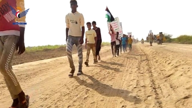 مسير طلابي في منطقة مور بمديرية اللحية بالحديدة