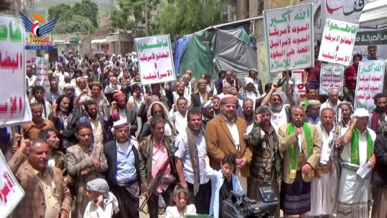  أبناء إب يحتشدون في 70 ساحة بمسيرات "نُصرتنا لغزة والأقصى .. مسؤولية وجهاد"