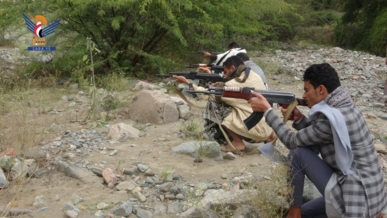 مسير ومناورة لخريجي دورات طوفان الأقصى من منتسبي جامعة حجة