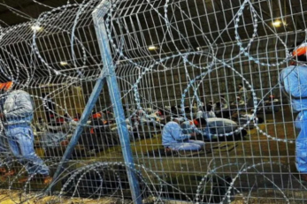 مركز حقوقي: العدو الإسرائيلي يعتقل 24 طبيباً من غزة ويتعرضون لأبشع تنكيل