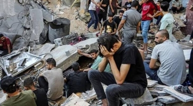 10 شهداء فلسطينيين بقصف صهيوني في جباليا