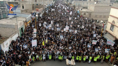 مسيرات في 47 ساحة بذمار تؤكد ألا أمن للكيان الصهيوني وغزة والأقصى تحت العدوان