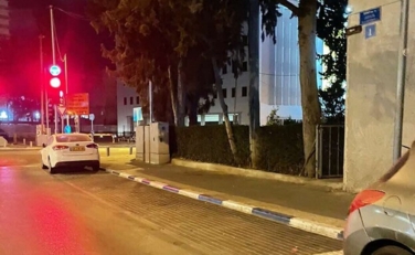 "تل أبيب" فارغة بنزوح المستوطنين منها 