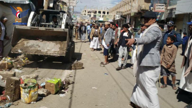 حملة لإزالة العشوائيات والمخالفات بمديرية همدان