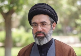 السيد الخامنئي يعيّن 6 قادة في هيئة الأركان العامة والحرس الثوري ومنظمة التعبئة بإيران