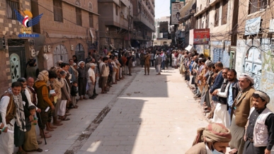 وقفة لأبناء حي التحرير بأمانة العاصمة تنديدا بجريمة العدو الصهيوني وتأكيدا على الثبات مع غزة 