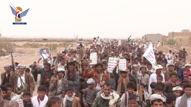 الجوف.. حشود جماهيرية في 14 ساحة انتصارا لغزة