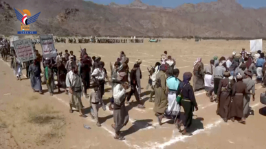 عرض ومناورة لخريجي دورات طوفان الأقصى بمديرية الجوبة في مأرب 