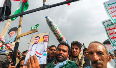 القوات المسلحة اليمنية تستهدف «بن غوريون»... وتوجه رسالة للعدو