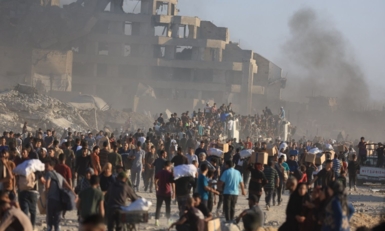 استشهاد 13 فلسطينياً بينهم 10 من منتظري المساعدات بنيران صهيونية في غزة