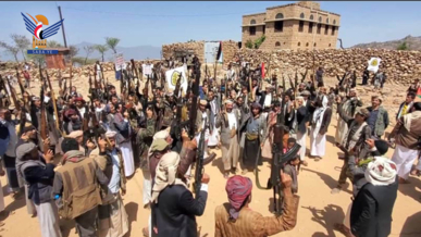 قبائل عزلة بلاد غيل بالمحويت تعلن النفير العام لمواجهة العدو الصهيوني