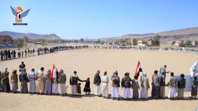 وقفة قبلية لقبائل العبدين وغراز بصعدة تنديداً بمجازر العدو في غزة