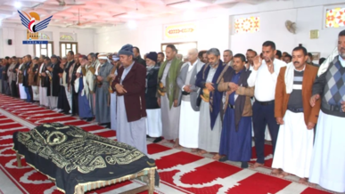 تشييع جثمان الصحفي عبدالقوي الأميري بصنعاء