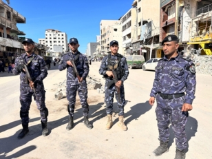  الشرطة بغزة توقف خمسة مشبوهين اعتدوا على شاحنات المساعدات