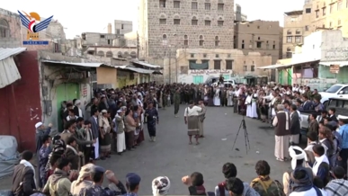 وقفة قبلية في مدينة البيضاء تنديدا بمجازر العدو الصهيوني في غزة