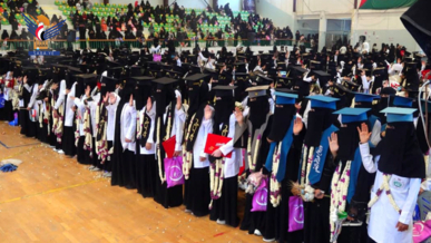 تخريج 500 قابلة من أمانة العاصمة والمحافظات