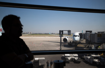 استطلاع "إسرائيلي": ما يقرب من ثلاثة أرباع العمال يفكرون في الانتقال إلى خارج الأراضي المحتلة