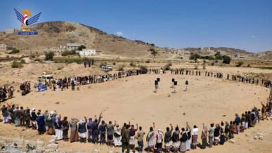 وقفة قبلية لأبناء مديرية ريف البيضاء دعماً لفلسطين وإعلان النفير العام