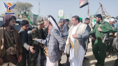 البيضاء.. قيادات محلية وتنفيذية تطّلع على أحوال المرابطين في عدد من المواقع