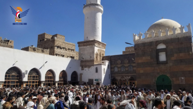 جمعة رجب في صنعاء القديمة.. احتفالات تجسد عمق الانتماء الإيماني