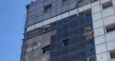 قصف إسرائيلي يستهدف مستشفى الحلو في غزة ويقطع الانترنت عنها