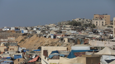 مشهد كارثي من غزة .. عائلات تقضي يومها بلا طعام 