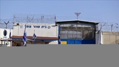 إعلام الأسرى الفلسطينيين: تصعيد خطير في أوضاع الأسرى داخل السجون الصهيونية