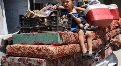 "الغارديان": "إسرائيل" تصعّد وتيرة التهجير القسري في غزة