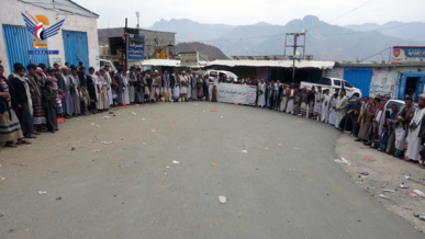 وقفة لأبناء منبه في صعدة تنديداً بجريمة اغتيال القائد هنية