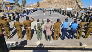  حجة.. وقفة لمنتسبي الأجهزة الأمنية تنديداً بالإساءة الأمريكية للقرآن