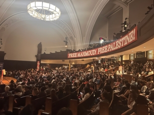 نيويورك: مهرجان تضامني مع الطالب الفلسطيني محمود خليل رفضا لاعتقاله التعسفي