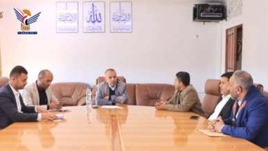 مناقشة تعزيز الشراكة بين وزارة الخدمة المدنية وهيئة مكافحة الفساد