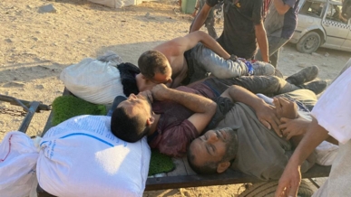 استشهاد 3 فلسطينيين من منتظري المساعدات بنيران صهيونية جنوبي قطاع غزة