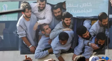 "المركز الفلسطيني" يحذر من تدهور أوضاع أسرى غزة ويدعو لتحرك قانوني عاجل