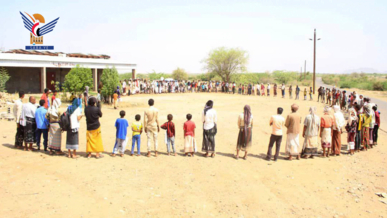 وقفة مسلحة ومسيران بمديرية المنصورية بالحديدة نصرة لغزة