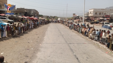 وقفات لمديريات الحديدة دعماً لغزة ووثيقة الشرف القبلي