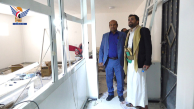 رئيس هيئة الأدوية يتفقد سير العمل في المختبر الوطني للرقابة على الأدوية