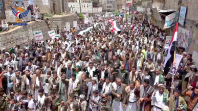 أبناء المحويت يحتشدون في 71 مسيرة تحت شعار "مع غزة وفلسطين.. في مواجهة القتلة والمستكبرين"