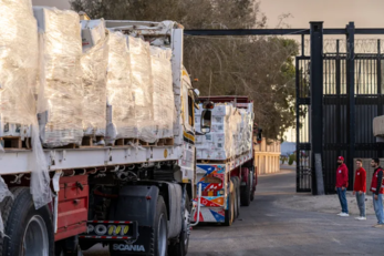 40 منظمة إنسانية دولية: "إسرائيل" تعرقل دخول المساعدات إلى غزة