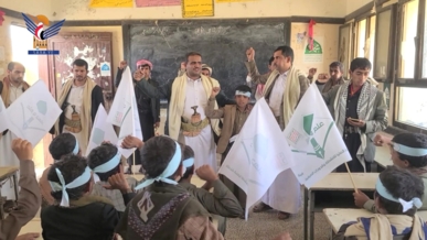 هضبان يطلّع على أنشطة المدارس الصيفية في المراشي بالجوف