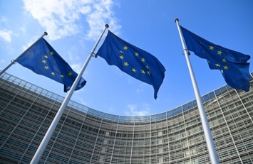 المفوضية الأوروبية توصي بفرض قيود على الأبحاث "الإسرائيلية" بسبب الانتهاكات في غزة