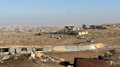 مقاومة الجدار والاستيطان: اعتداءات المستوطنين أجبرت 30 تجمعا بدويا على الرحيل آخرها تجمع مغاير الدير شرق رام الله