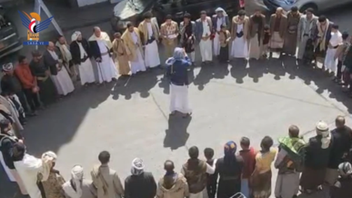 إب.. وقفات شعبية تأكيدًا على استمرار التعبئة والجهوزية العالية