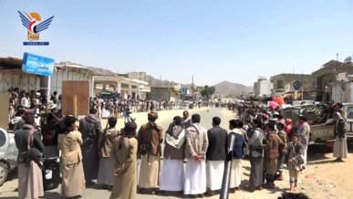 قبائل قطابر بصعدة تعلن البراءة من الخونة والعملاء والاستعداد لمواجهة العدوان