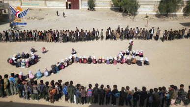 وقفات بمدارس مديرية جبل يزيد بعمران تنديدًا بجرائم الإبادة والتجويع في غزة