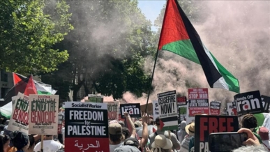 عشرات الآلاف يتظاهرون في العاصمة البريطانية ضد العدوان على غزة وإيران