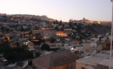 فتوح: العدو الإسرائيلي يواصل محاولة السيطرة على سفوح القدس الشمالية الشرقية بطرح عطاءات استيطانية جديدة