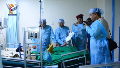 اللواء الكحلاني والعميد المطري يتفقدان الجرحى والمرضى في المستشفى العسكري