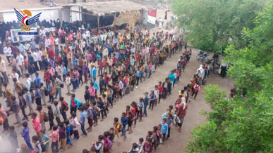وقفات قبلية وطلابية بمديرية جبل راس بالحديدة لنصرة غزة وتضامنا مع الأسرى